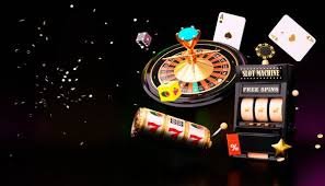 ctract Slots section showing a variety of online slot game titles on mobile